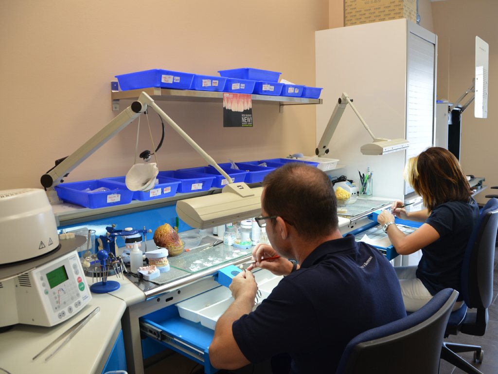 Instalaciones de Laboratorio dental Simarro y Barroso